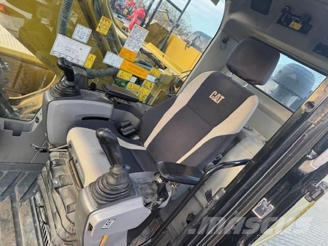 CAT 323 EL Escavadeiras de esteiras