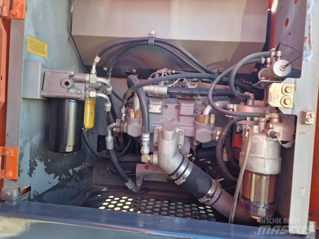 Hitachi ZX 210-3 Escavadeiras de esteiras