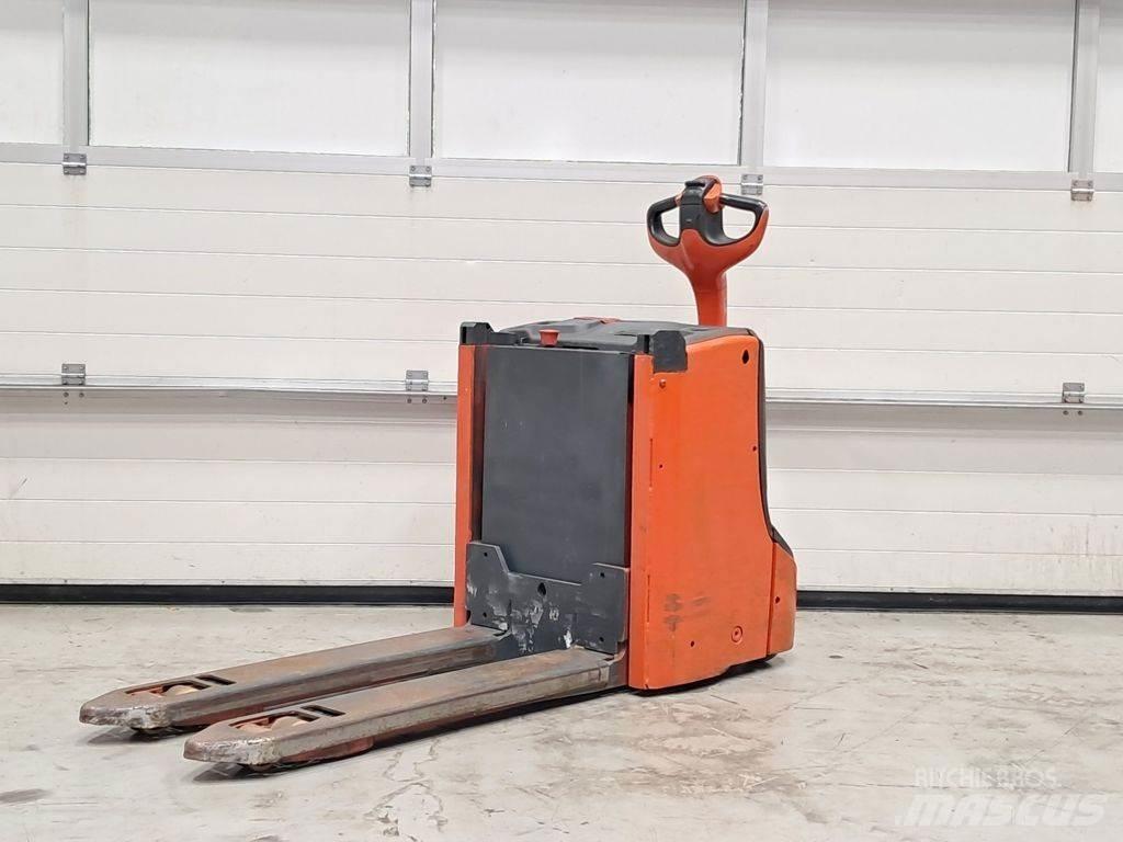 Linde T16L Porta palettes