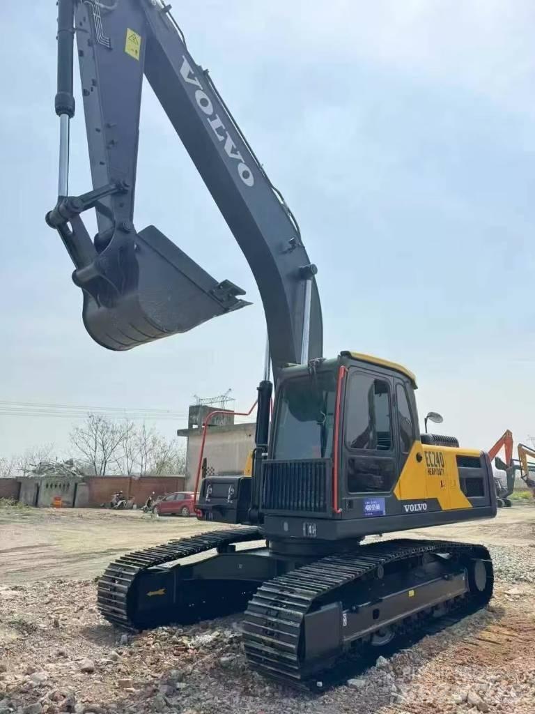 Volvo EC 240 Escavadeiras de esteiras
