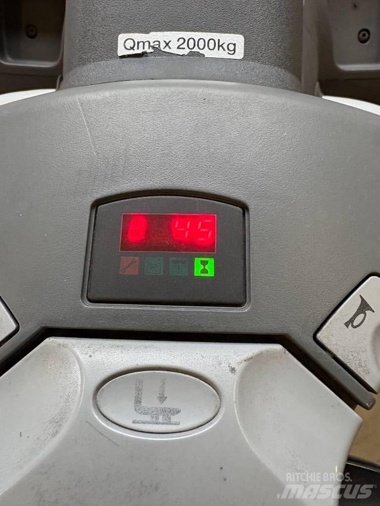 BT LPE 200 Porta-paletes com plataforma