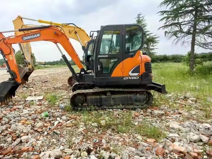Doosan DX 60 Miniescavadeiras