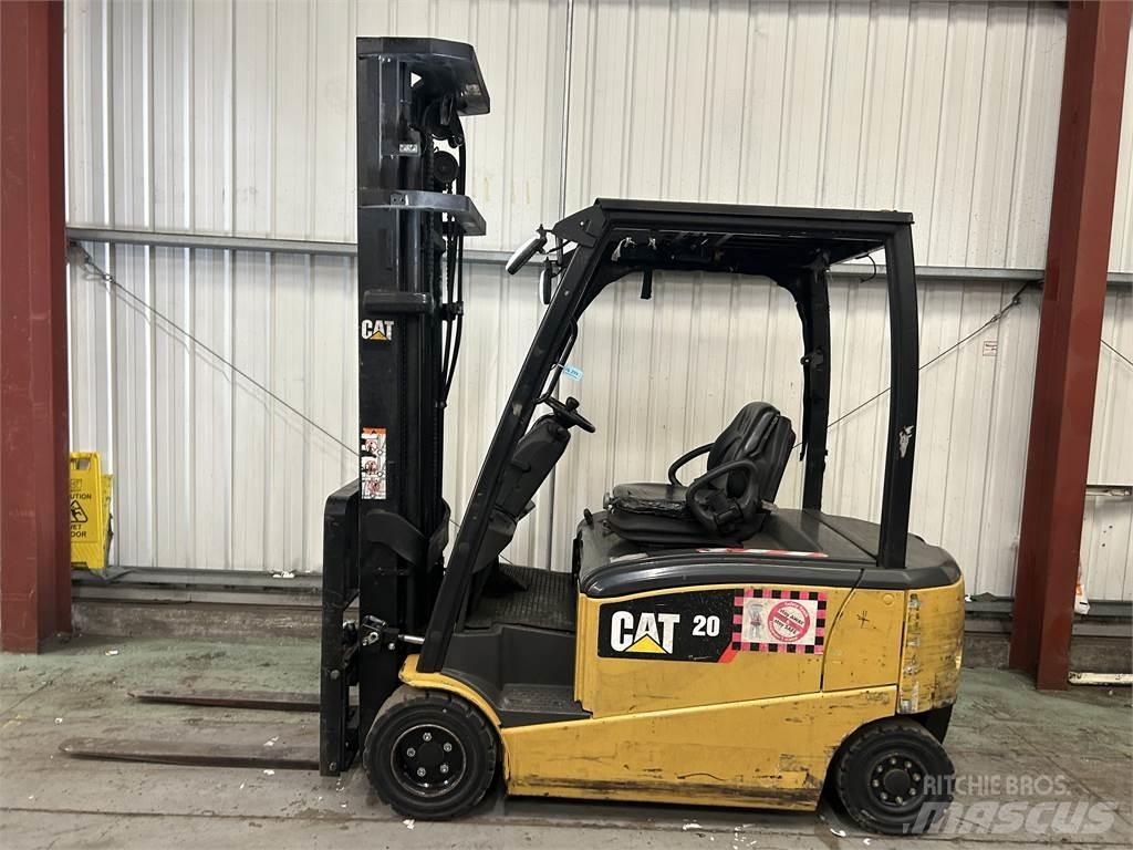 CAT EP20PN Empilhadores eléctricos