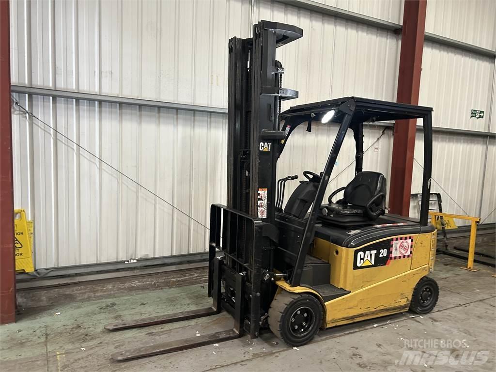CAT EP20PN Empilhadores eléctricos