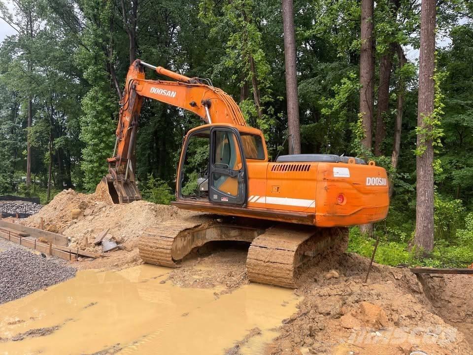 Doosan DX 255 LC Escavadeiras de esteiras