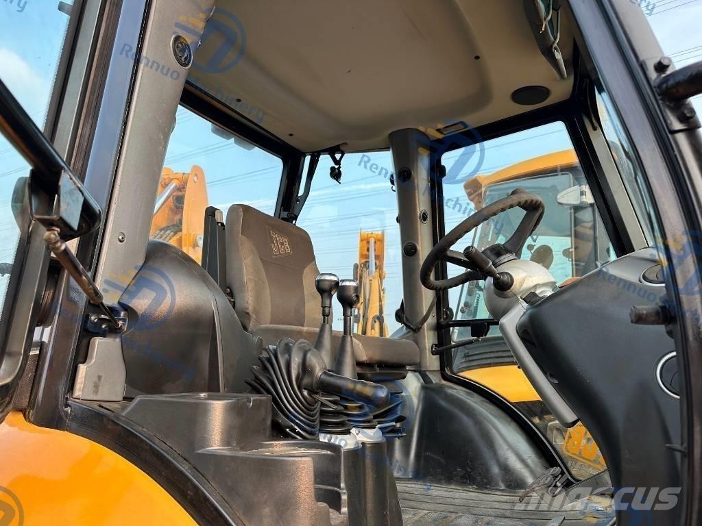 JCB 4 CX Retroescavadeiras