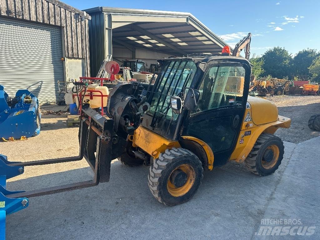 JCB 520-40 Manipulador telescópico