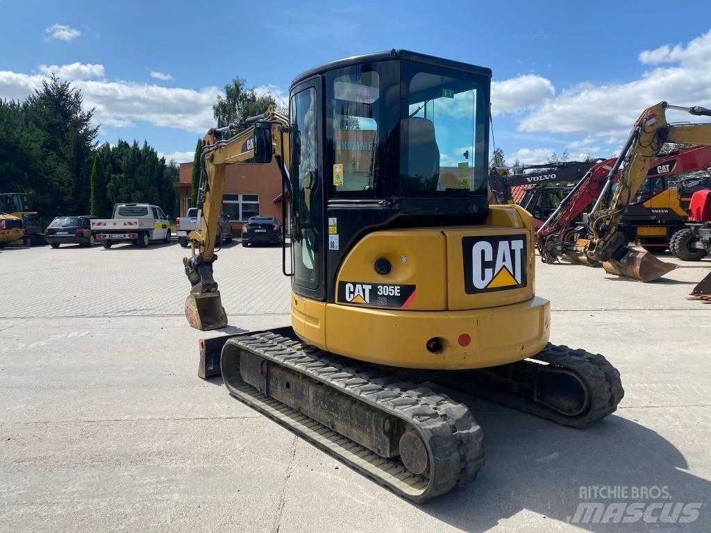 CAT 305 Miniescavadeiras