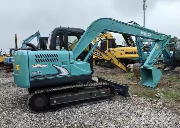 Kobelco SK75 Escavadeiras de esteiras