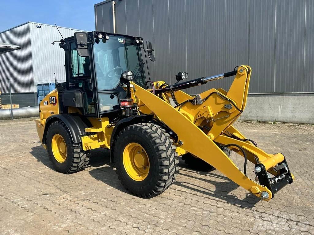 CAT 908 Carregadeiras de rodas