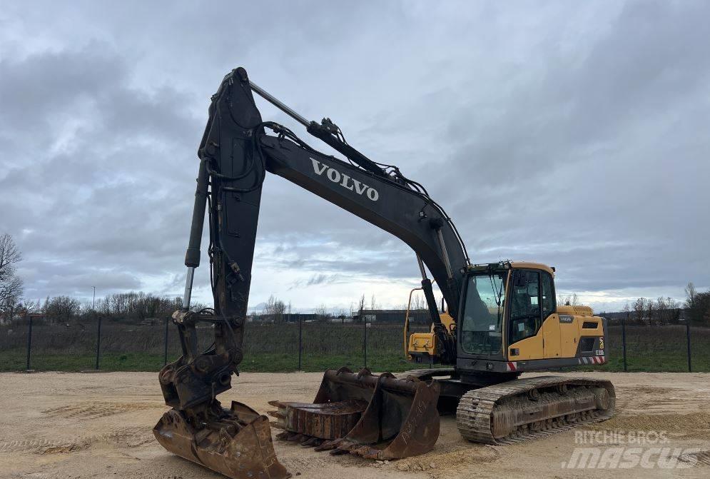 Volvo EC 220 DL Escavadeiras de esteiras
