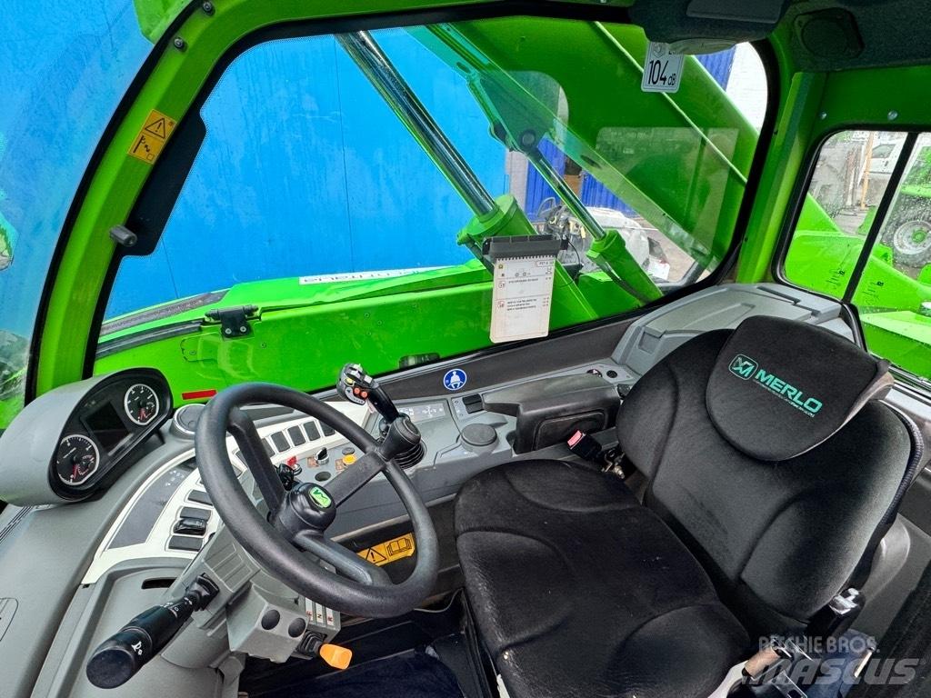 Merlo 27.6 PLUS Manipulador telescópico