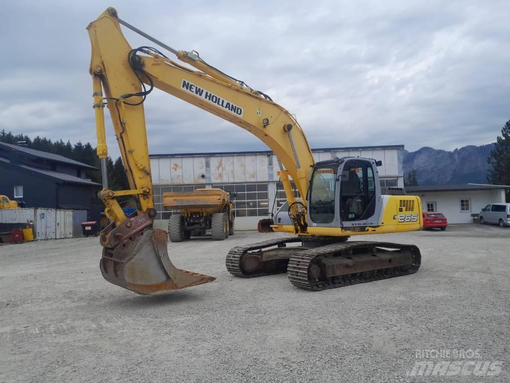 New Holland E 265 Escavadeiras de esteiras