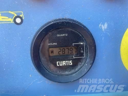 Haulotte C12DX Elevadores de tesoura