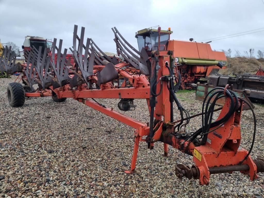 Kuhn Manager 6 Charruas reversíveis