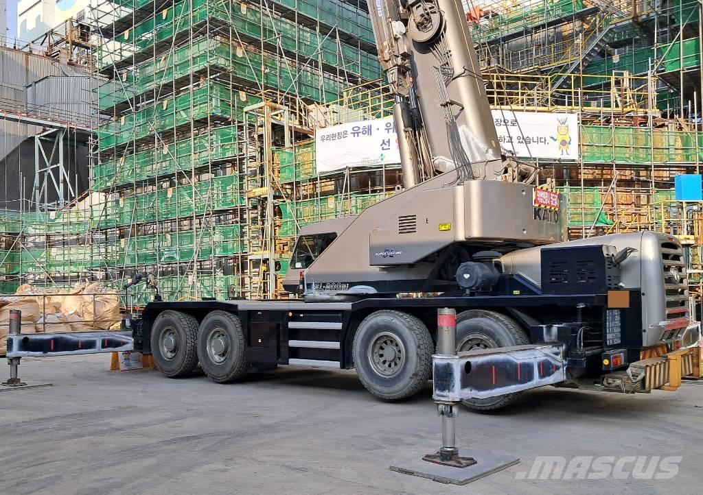 Kato KR-75H Gruas Fora-de-estrada