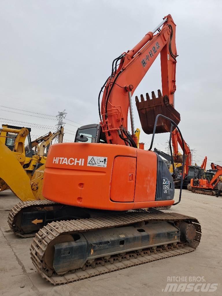 Hitachi ZX 135 US Escavadeiras de esteiras