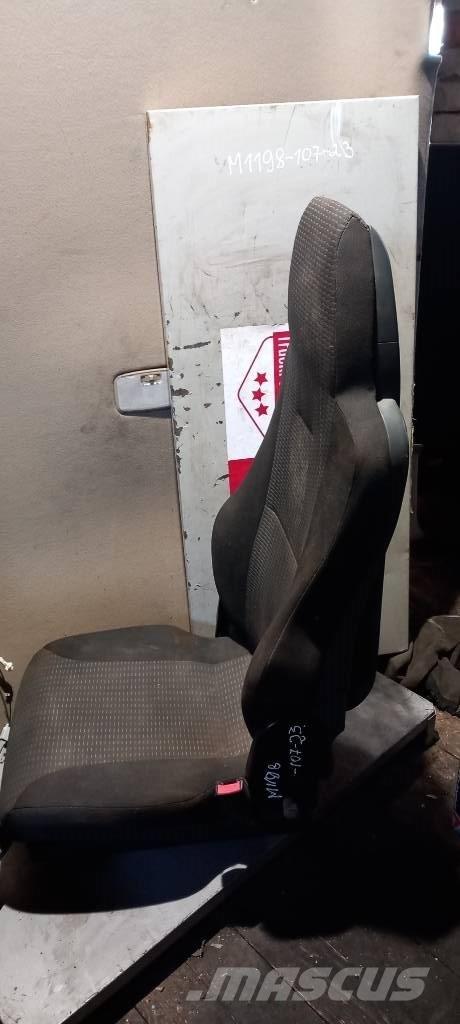 MAN TGS.     81623016946 Cabines e interior