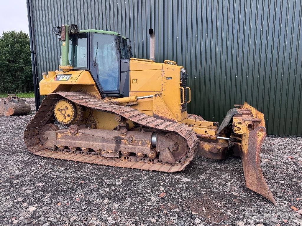 CAT D 6 N LGP Dozers - Tratores rastos