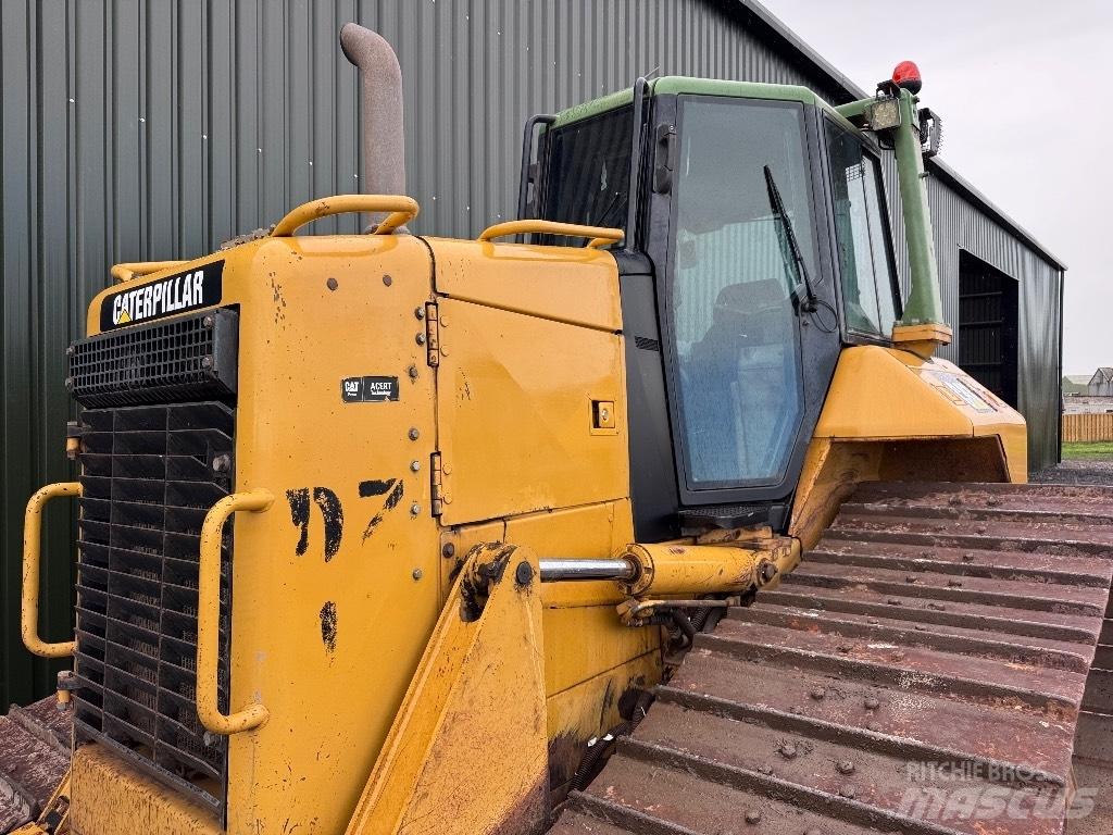 CAT D 6 N LGP Dozers - Tratores rastos