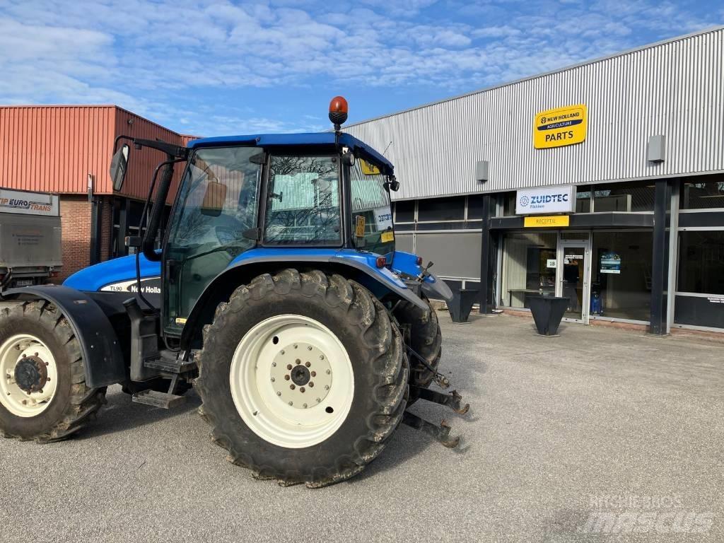 New Holland TL 90 Tratores Agrícolas usados