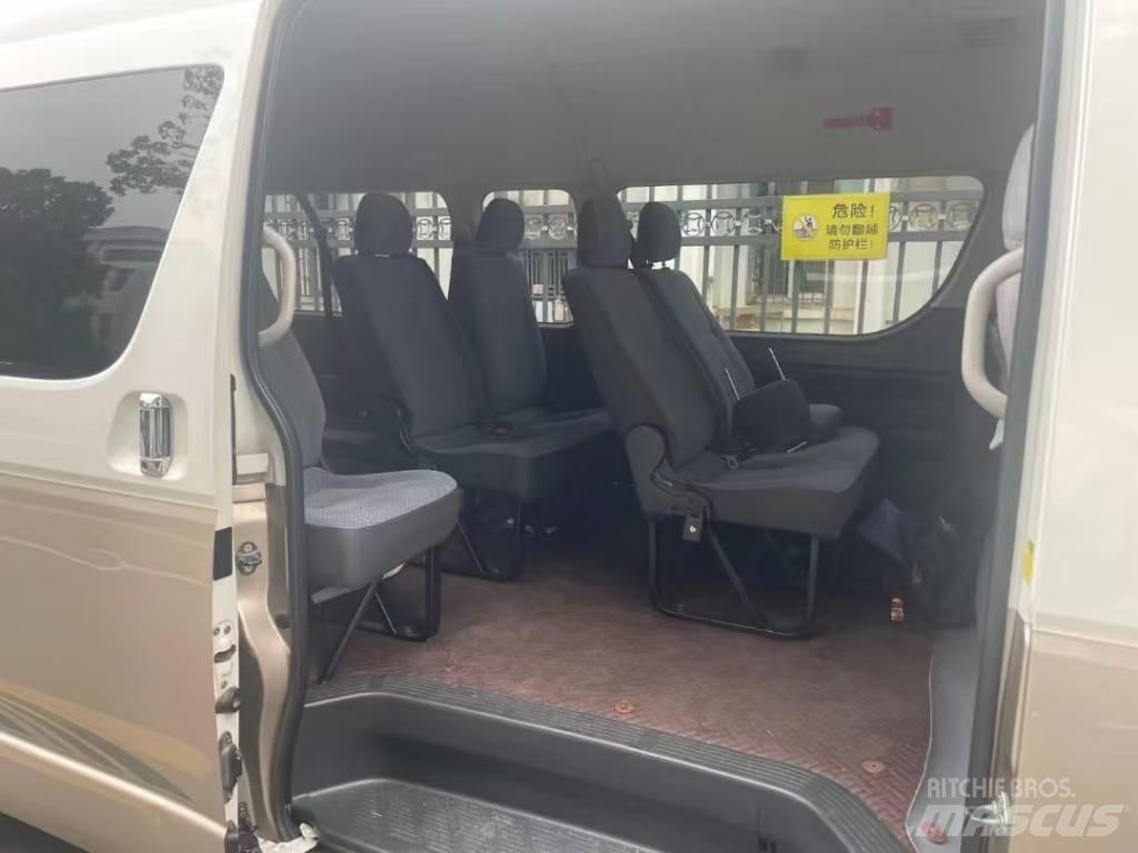 Toyota Coaster Autocarros intercidades