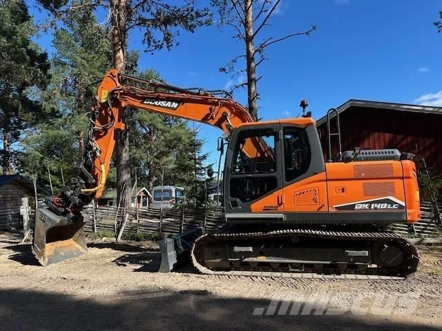 Doosan DX 140 LC Escavadeiras de esteiras