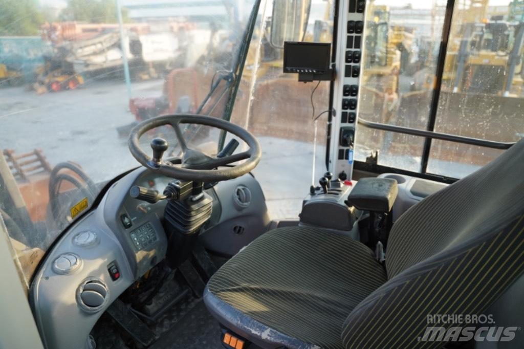 Volvo L220 F Carregadeiras de rodas