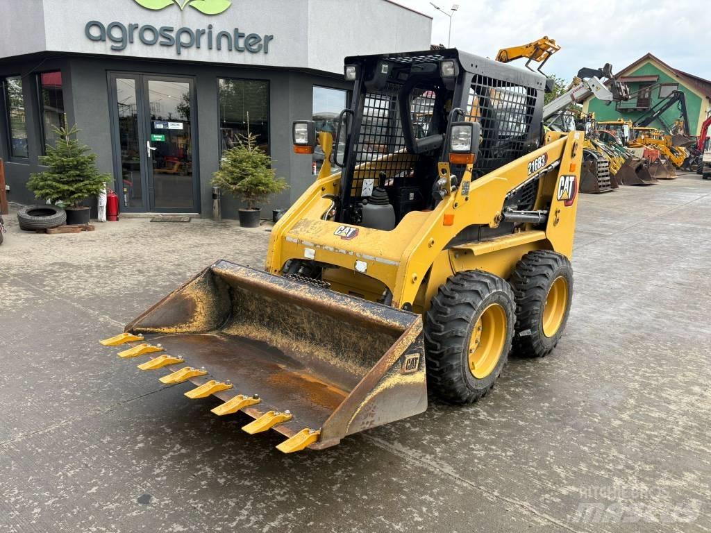 CAT 216 B 3 Minicarregadeiras