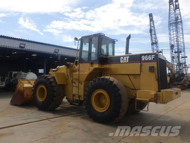 CAT 966 F Carregadeiras de rodas
