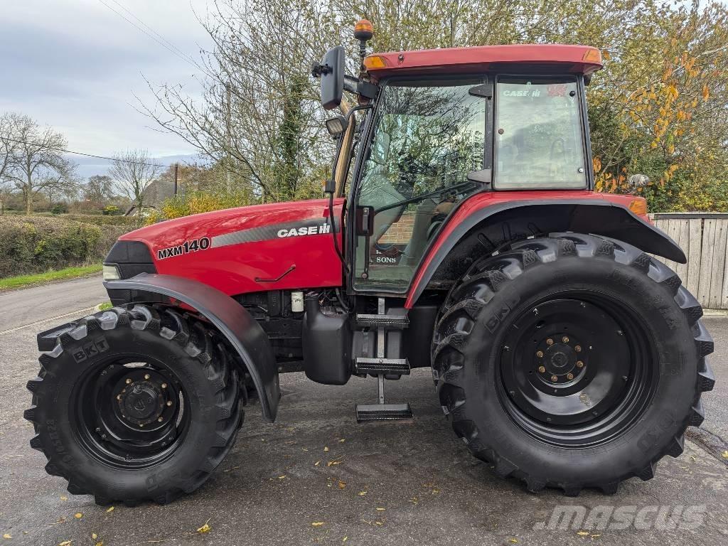 Case IH MXM 140 Tratores Agrícolas usados
