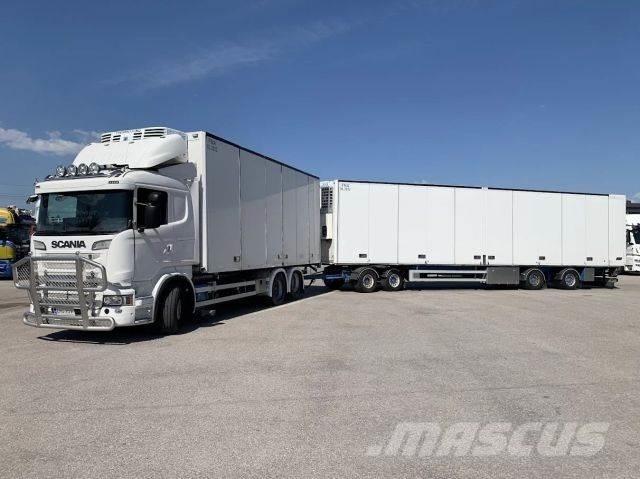 Scania R520 6x2 Caminhões de caixa fechada