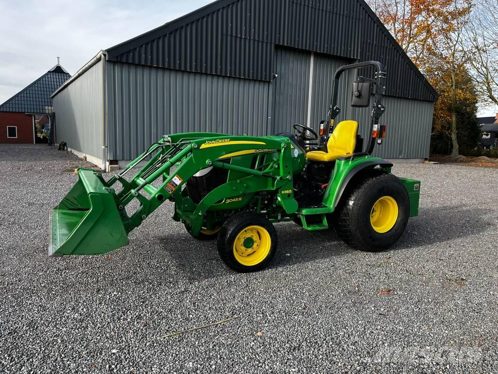 John Deere 3045 R Tratores Agrícolas usados