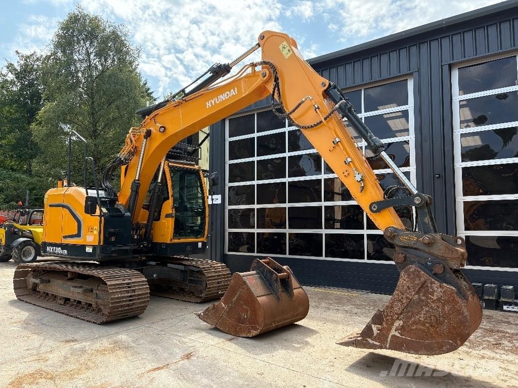 Hyundai HX 130 Escavadeiras de esteiras