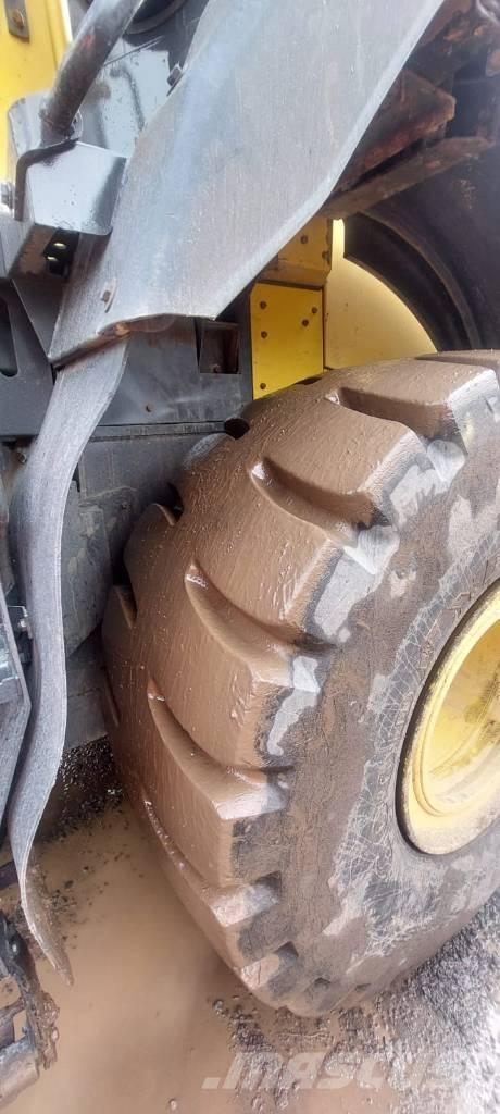 Komatsu WA470-8 Carregadeiras de rodas