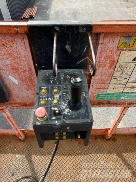 JLG M4069 Elevadores de tesoura