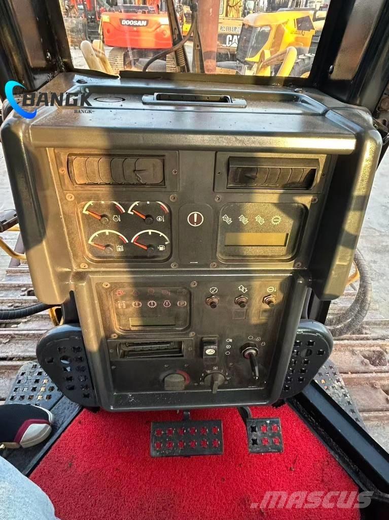 CAT D 6 N Dozers - Tratores rastos