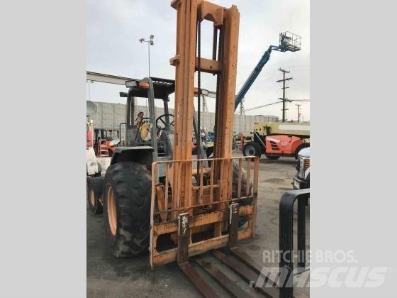 CASE 586H Empilhadores todo-terreno