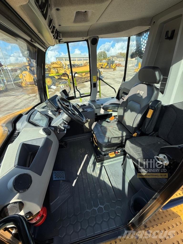 CAT 730 Caminhões articulados