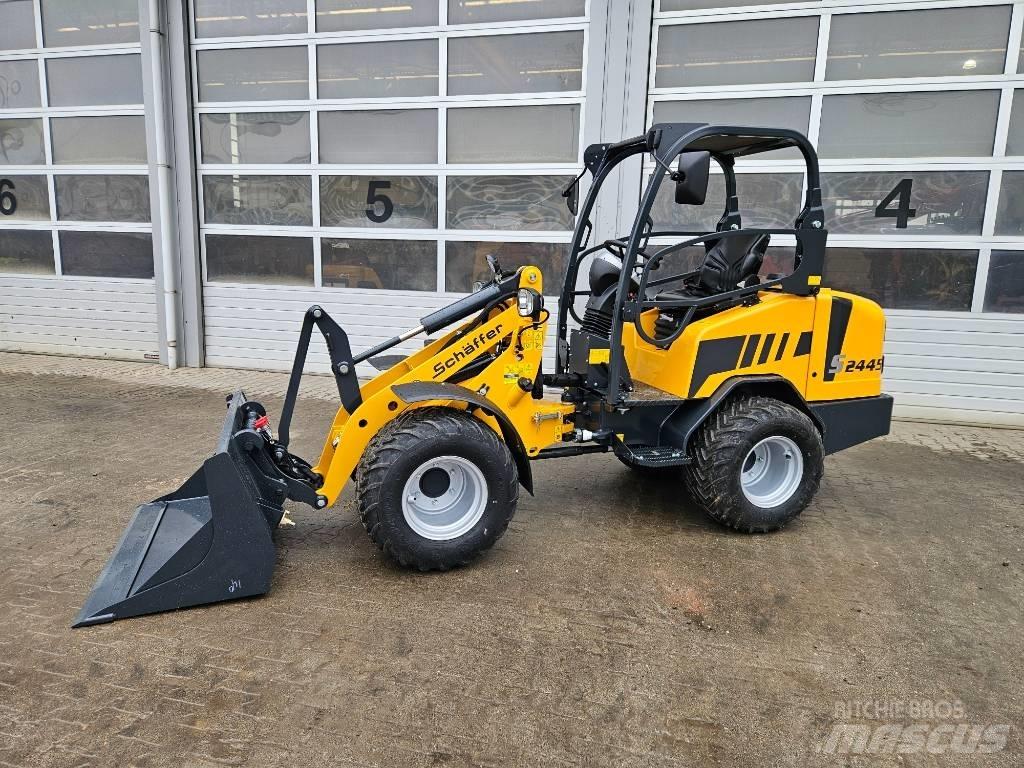 Schäffer 2445S Mini carregadoras