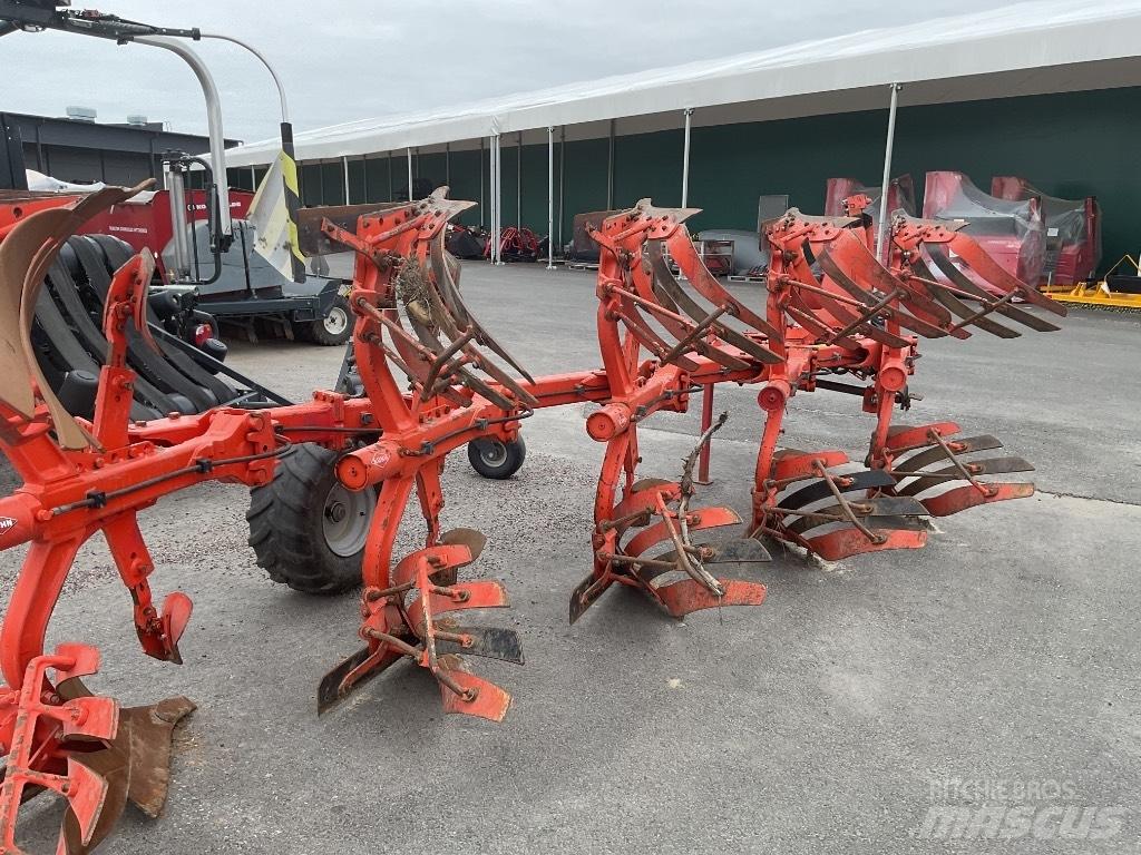 Kuhn Varimaster 122 Charruas reversíveis