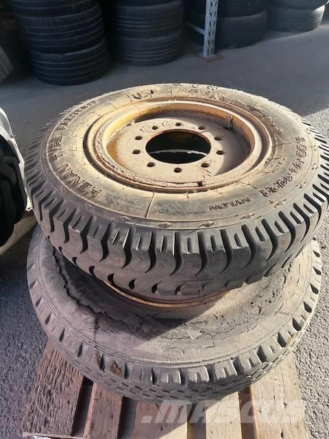  BM621 Hjul 9,00x20 Pneus