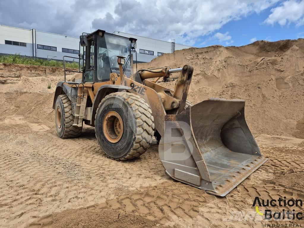 CASE 921 E Carregadeiras de rodas