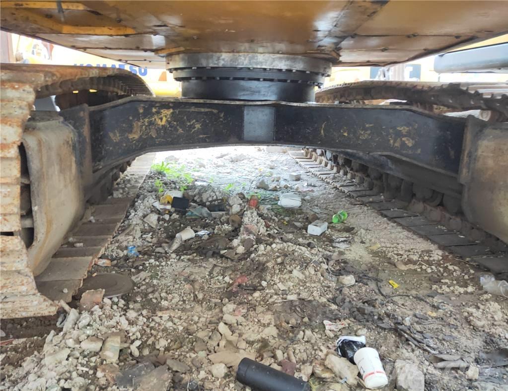 Hyundai R225LC-7 Escavadeiras de esteiras