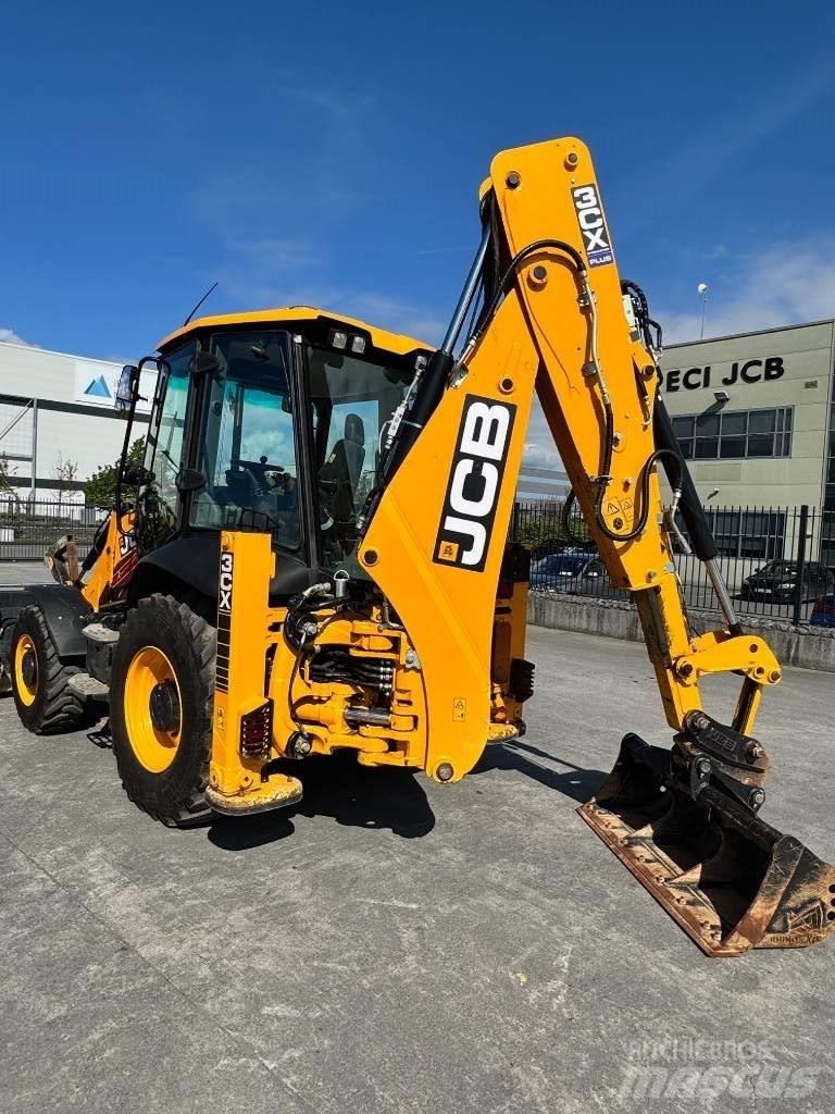 JCB 3CX PLUS Retroescavadeiras