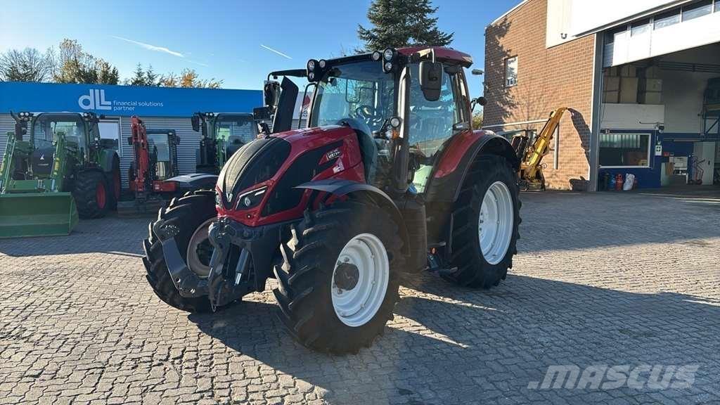 Valtra N134 0 Tratores Agrícolas usados