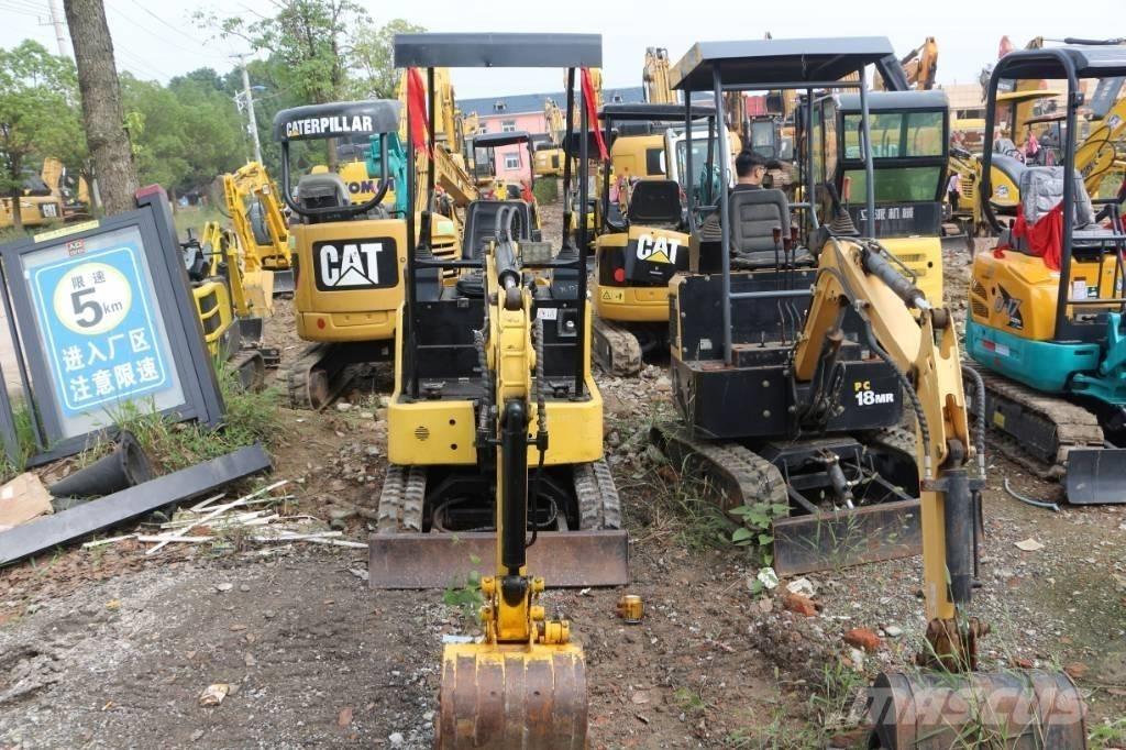 Komatsu pc 15 Miniescavadeiras