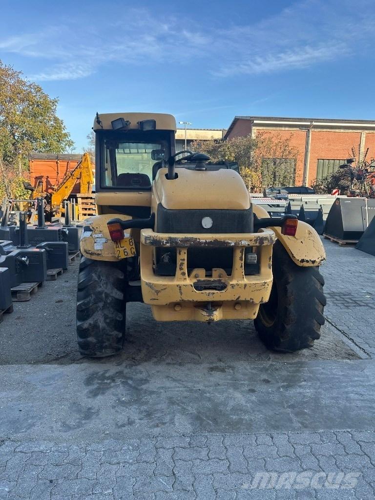 New Holland LM 640 Telescópicas para Agricultura
