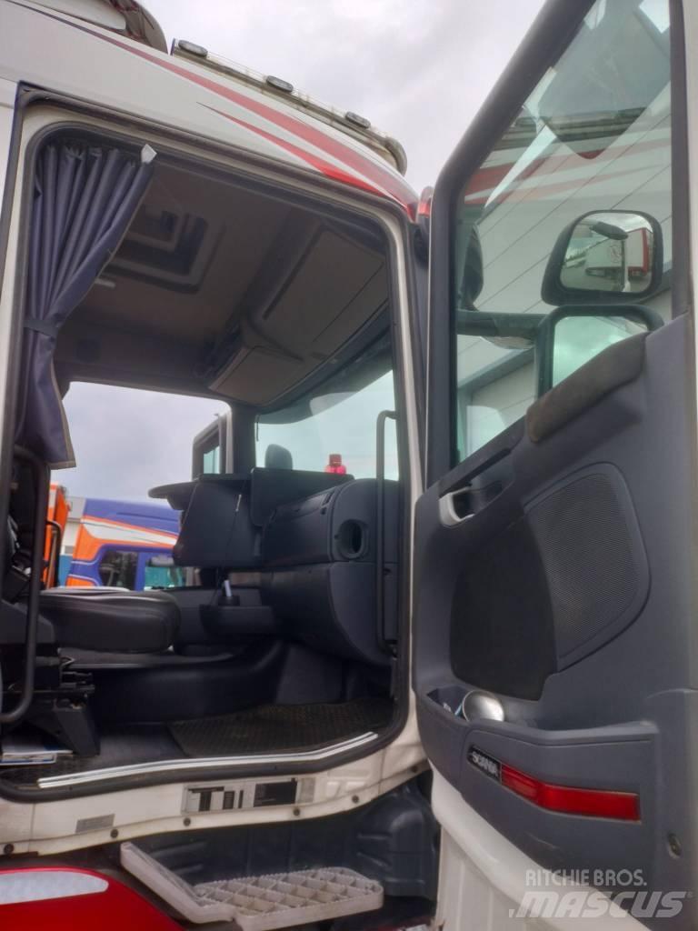Scania R 520 Camiões de chassis e cabine