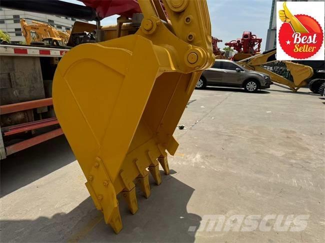 Komatsu PC 220 Escavadeiras de esteiras